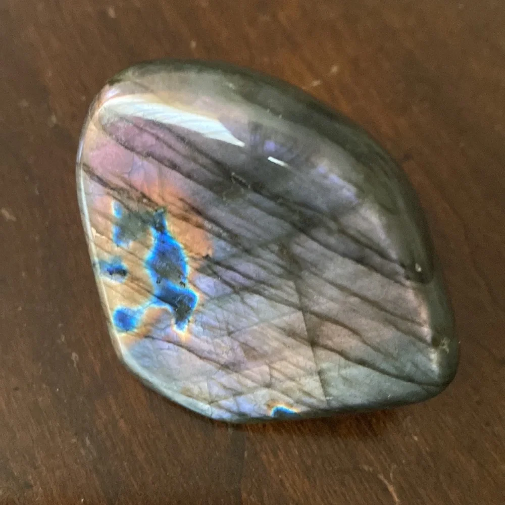 FLASHY LAB. 2” X 2” X 1.25 base. Gorgeous - Picture 4 of 17